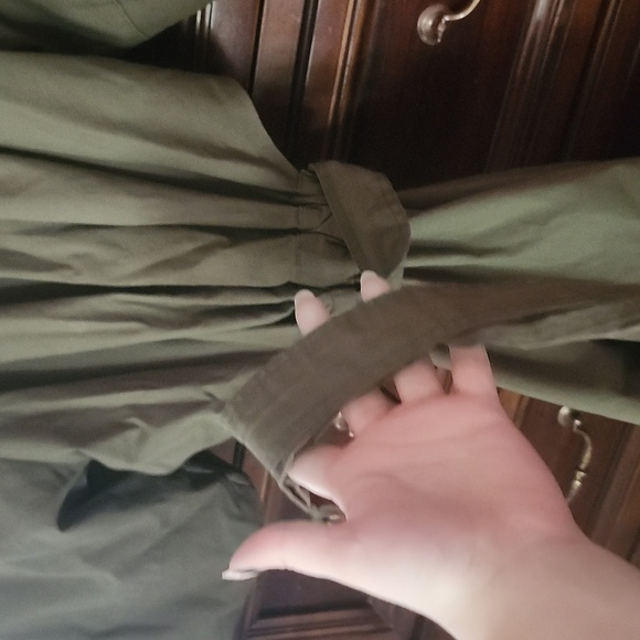 Army Green Cut Out Puff Sleeve Dress - Picture 3 of 6
